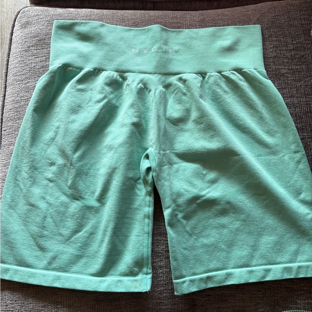 NVGTN Contour Seamless Shorts mint